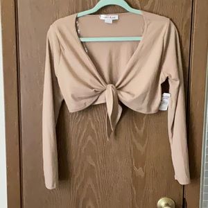 Brown crop top fashion house